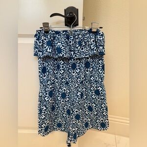 Vineyard Vines Blue and White Patterned Skirt